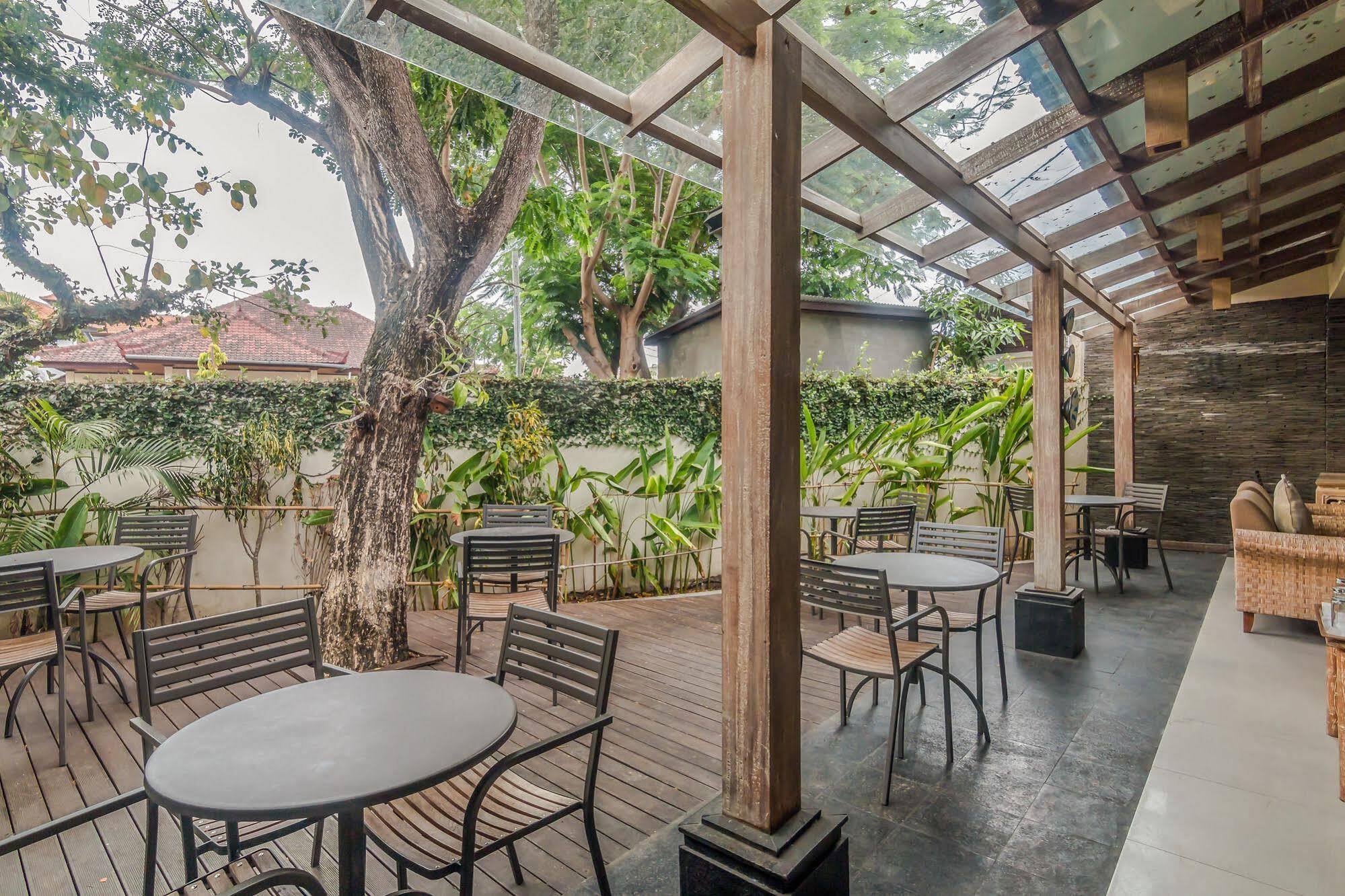 Zen Rooms Badung Nyangnyang Sari Kuta  Exterior photo